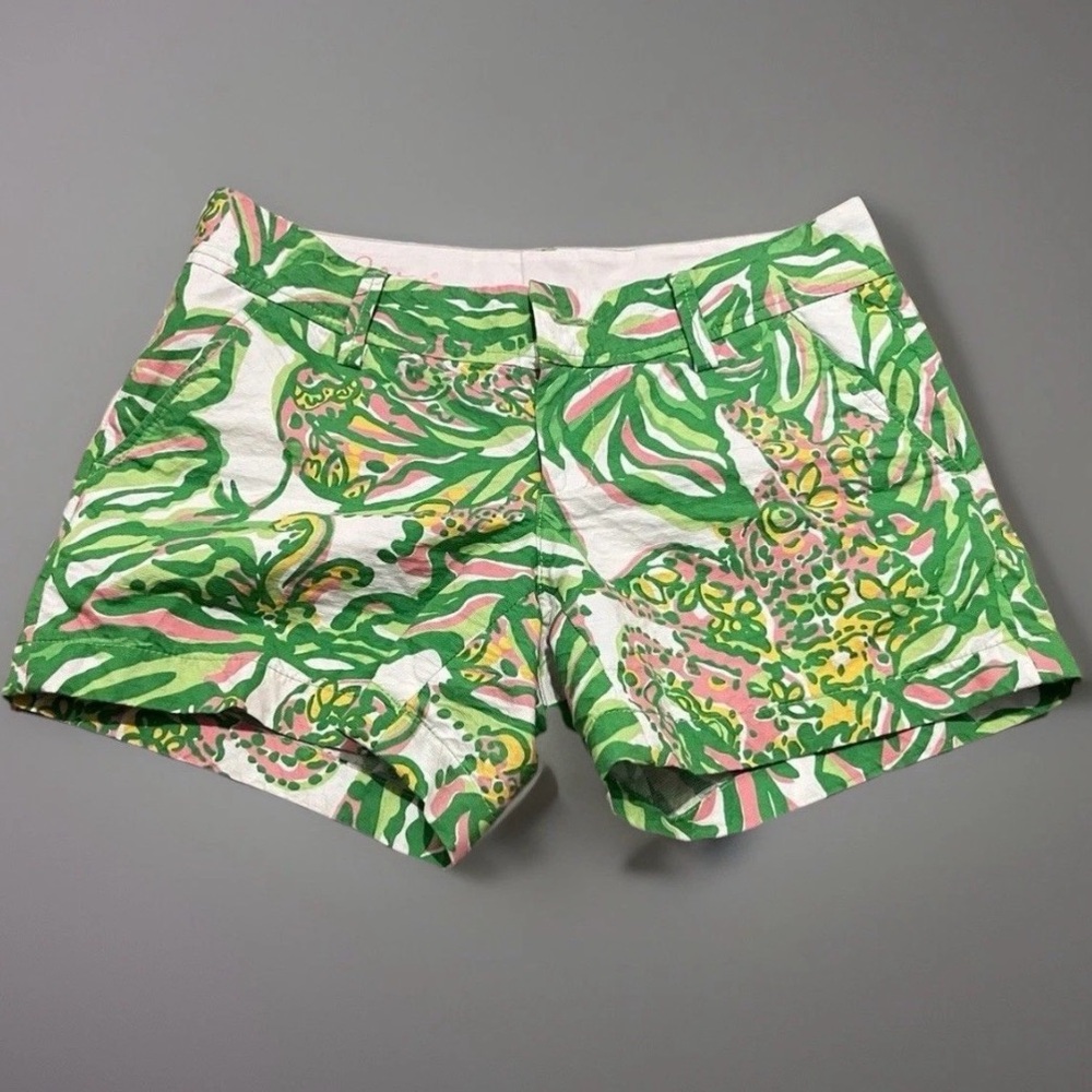 Lilly Pulitzer Callahan Shorts in the vibrant “Seeing Pink Elephants” -size 2